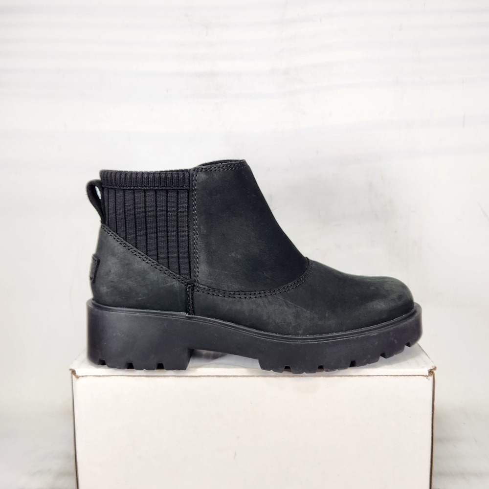 UGG Ballard Chelsea Boot Womens Size 7 Black Leather Ribbed Knit Lug Sole